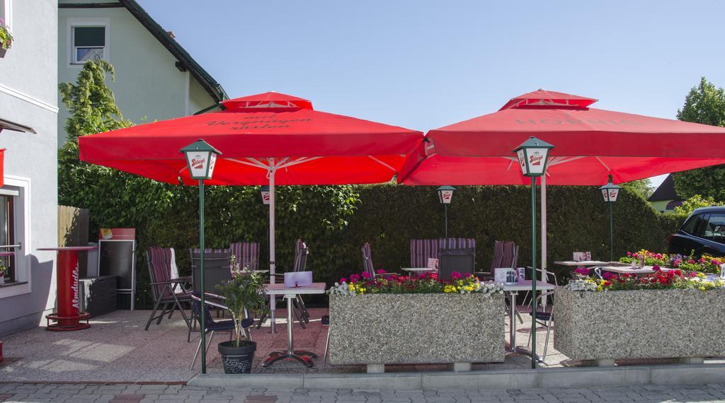 Köflach Gaestehaus Cafe Andrea מראה חיצוני תמונה